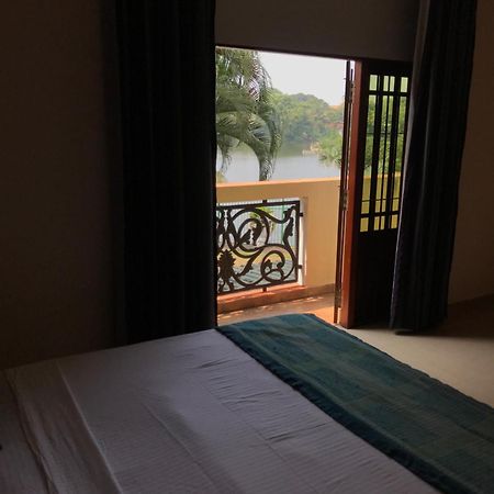 Amani Lake Resort Panadura Extérieur photo